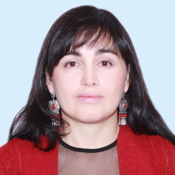 Лейла Бабаева