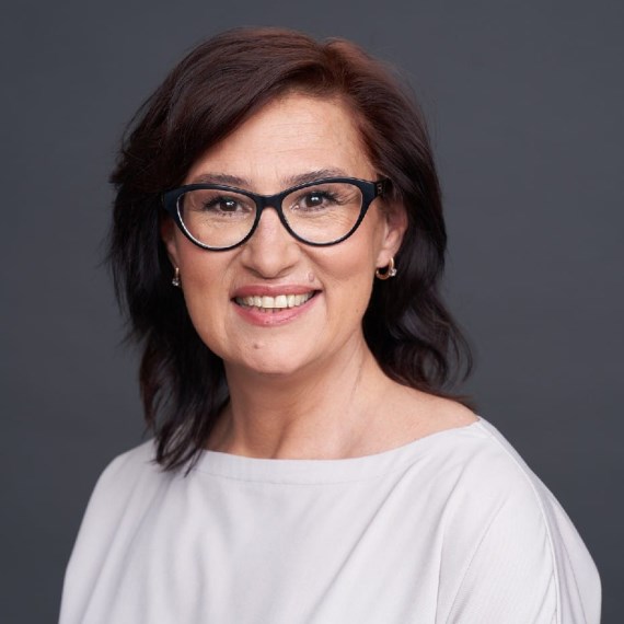 Елена Ясинецкая